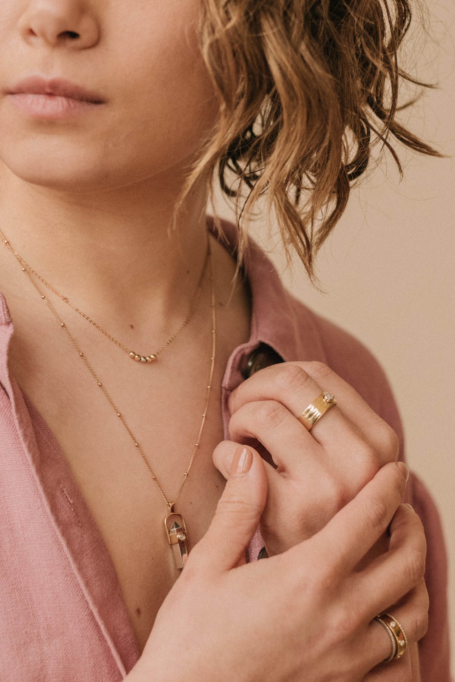 Moveable Gold 5 Bead Necklace - White Gold